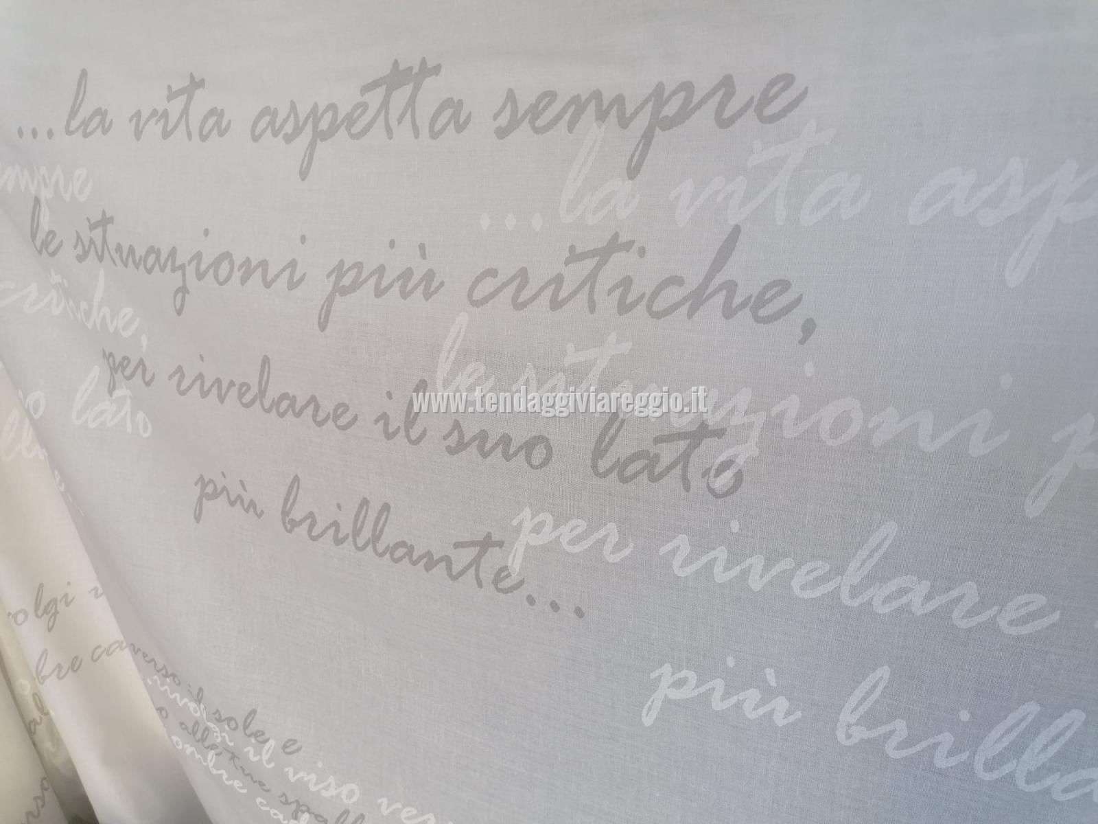 Tenda a metraggio modello POESIA in misto lino